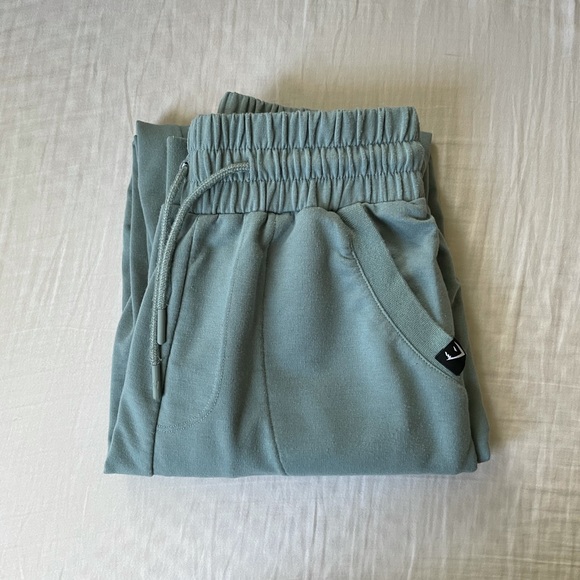 Turquoise Gymshark Power Down Joggers 